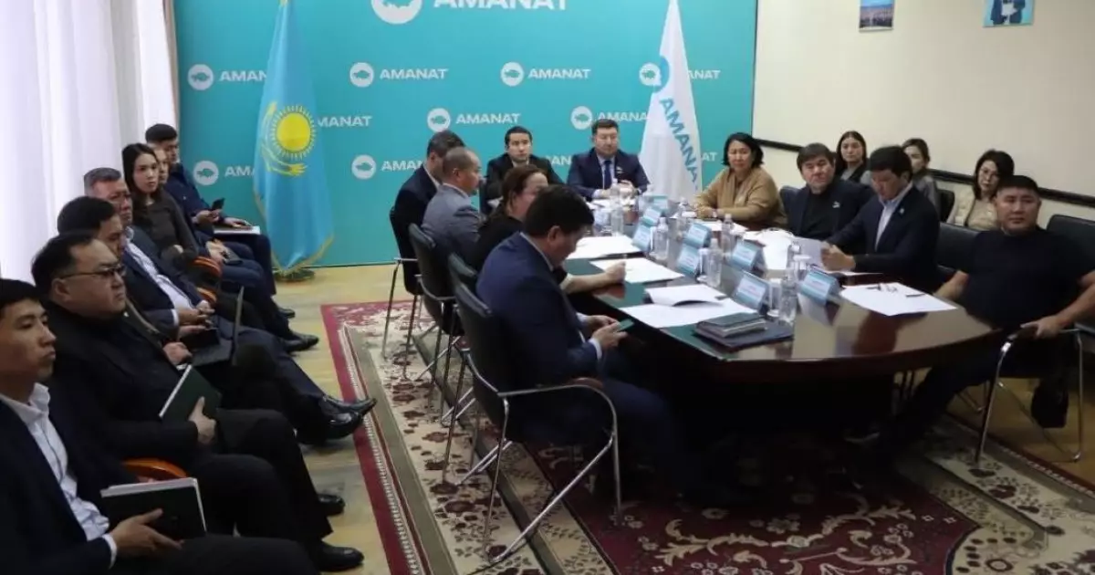   Партия алаңында кәсіпкерлер мәселесі талқыланды   