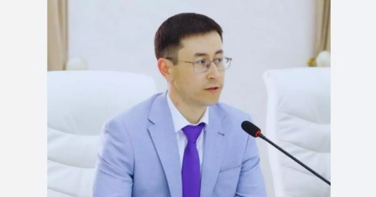   Қызмет этикасы: талап та, тәртіп те керек   