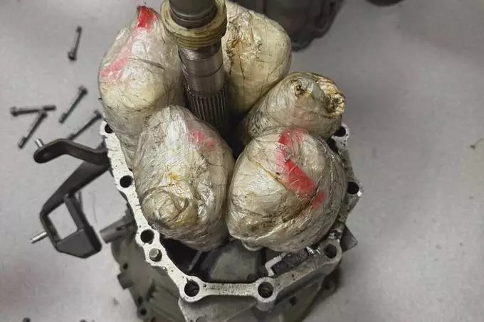 Узбекистан предотвратил попытку провезти 2,3 кг мефедрона из России через Казахстан.