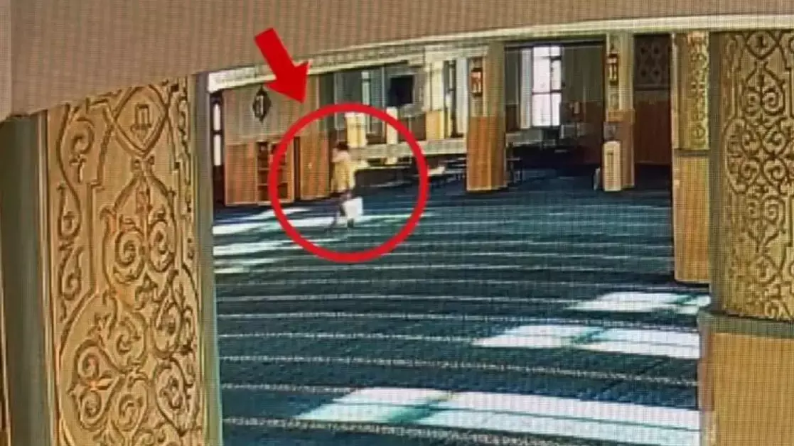 "Мешіт тонауды әдетке айналдырған". ШҚО-да мешіт мүлкін ұрлап, сатып жіберуге дәніккен әйел ұсталды деп хабарланды