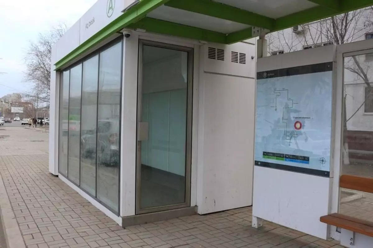 «Тёплая» остановка в Атырау снова оказалась холодной