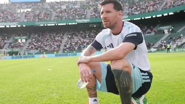 "Барселона" решила вернуть Месси