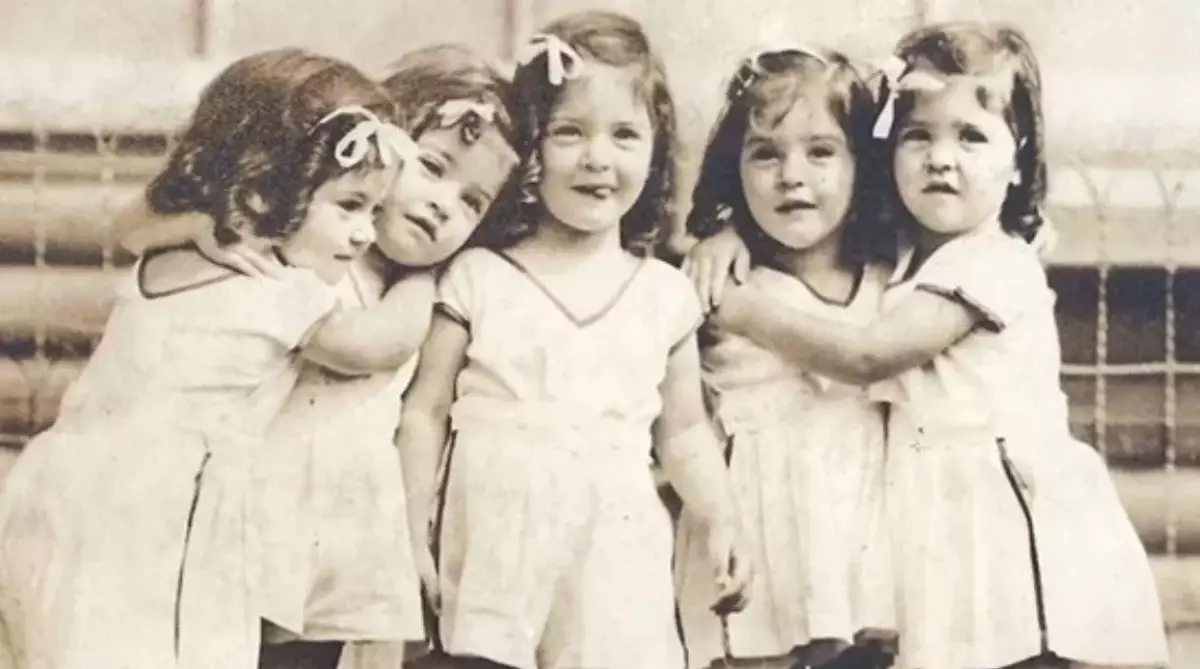 Умерла последняя из всемирно известных пятерняшек Дион