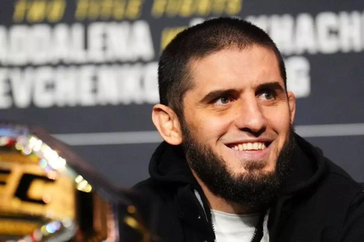 Ислам Махачев раскрыл когда вернется и кто станет его соперником