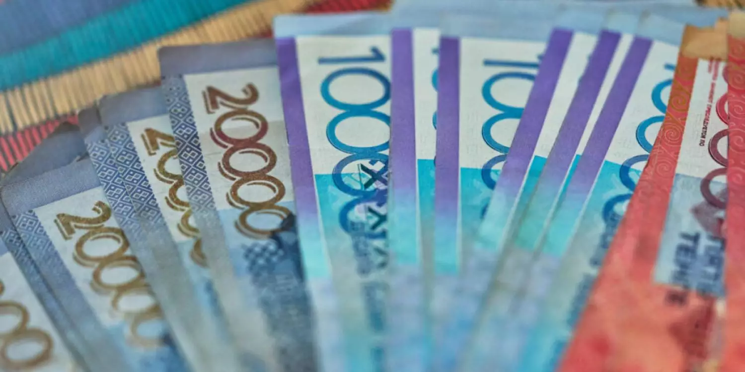 Жаңа жыл қарсаңында мектеп мұғалімдеріне қомақты сыйақы беріле ме?