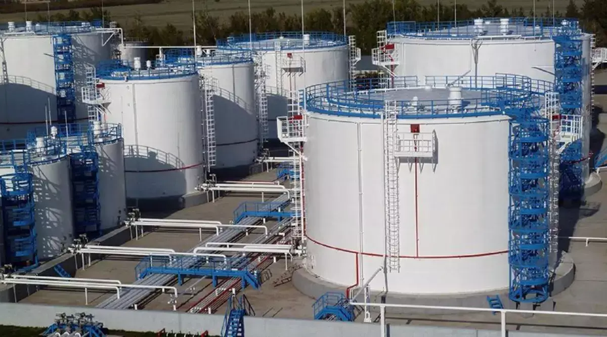 С 1 января 2026 года: Минэнерго вводит новые правила отгрузки топлива - новости на Lada.kz 27.12.2025