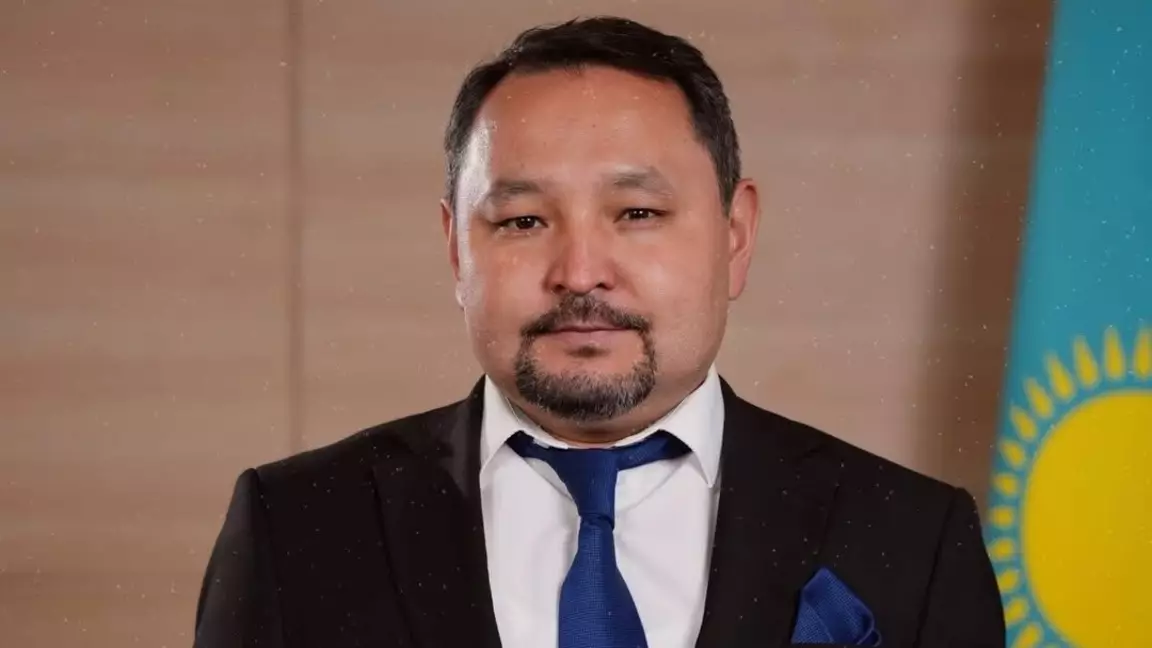 Либералды экономика және салық саясаты: Мақсат Халық Үкіметті ашық пікірталасқа шақырды