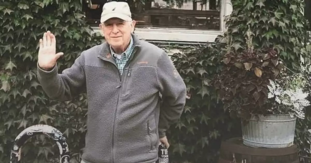  92 жастағы ата 60 жылдың ішінде 3599 кітапты оқып, әлемдік рекордты орнатты 