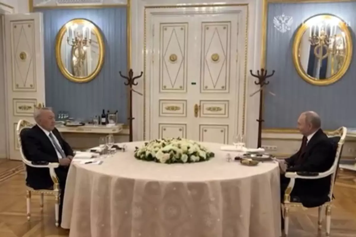 Назарбаев Кремльде Путинмен кездесті (ВИДЕО)
