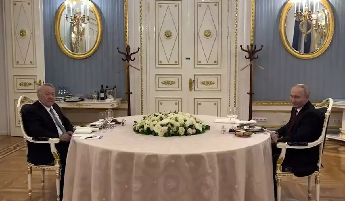 Назарбаев Мәскеуде Путинмен кездесті
