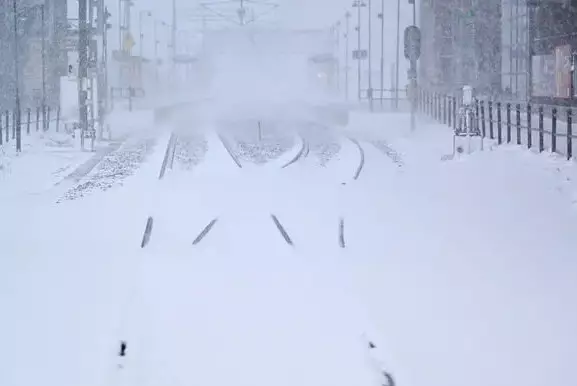 Ураган обрушился на Швецию: погибли два человека, десятки тысяч домов остались без света