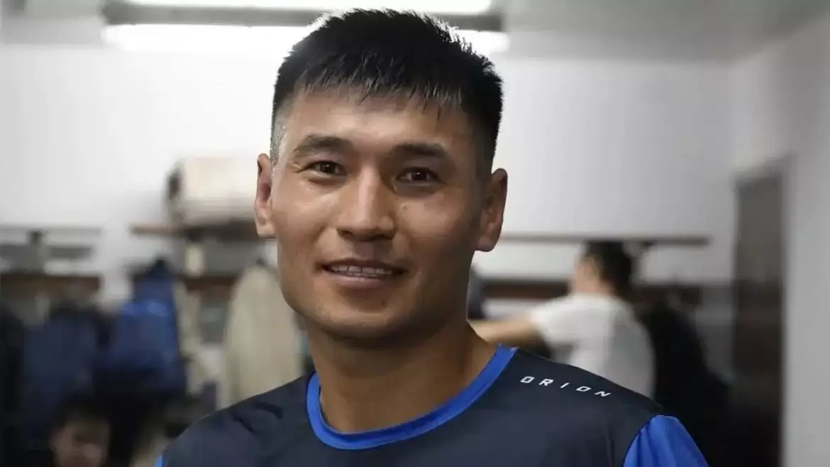 Казахстанский боксер освободил пояс чемпиона мира