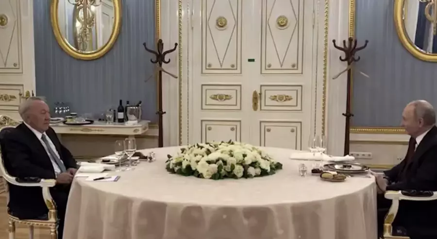 Назарбаев Путинмен кездесті