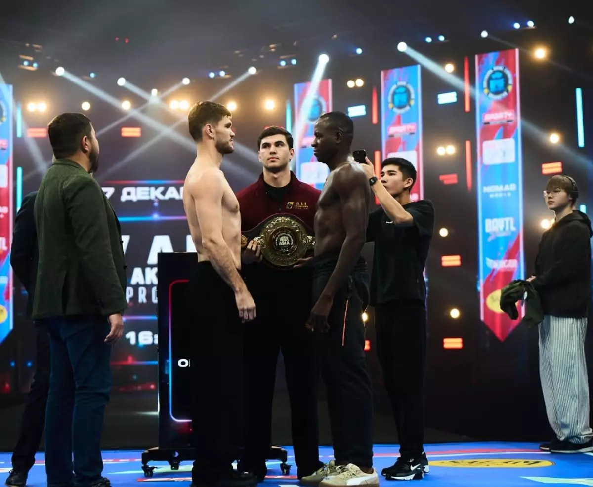 Али Ахмедов Ганадан келген боксшыны қиындықсыз жеңді