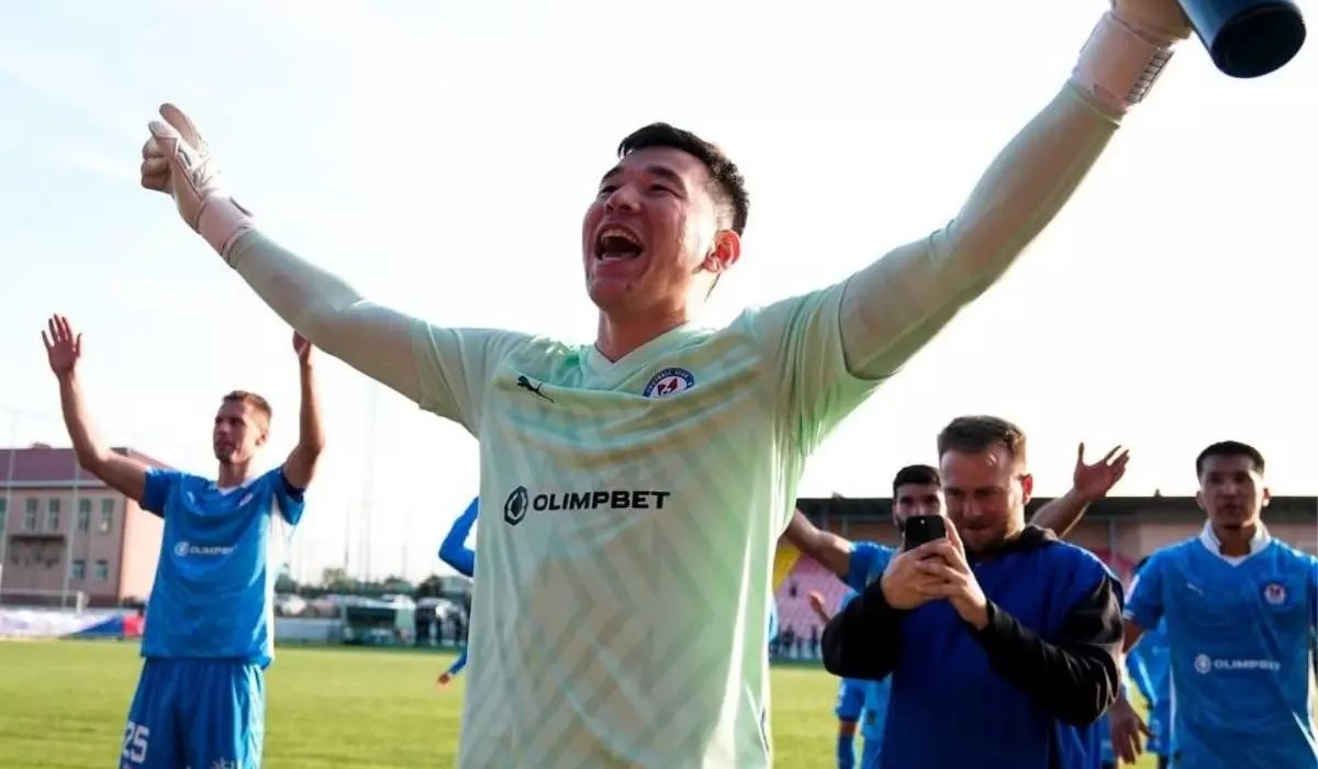 Вратарь сборной Казахстана может уйти в стан соперника