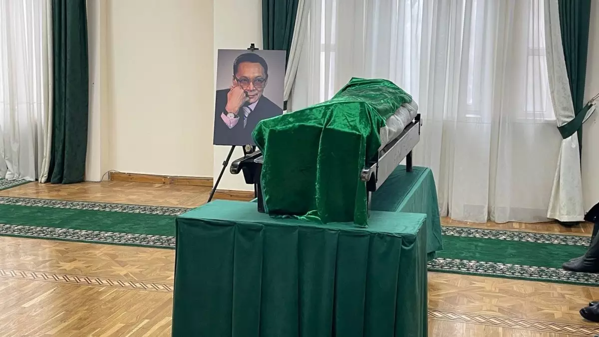 «Маған қашан мүмкіндік береді?»: Қазақтың Қожасының көкейінде кеткен арман