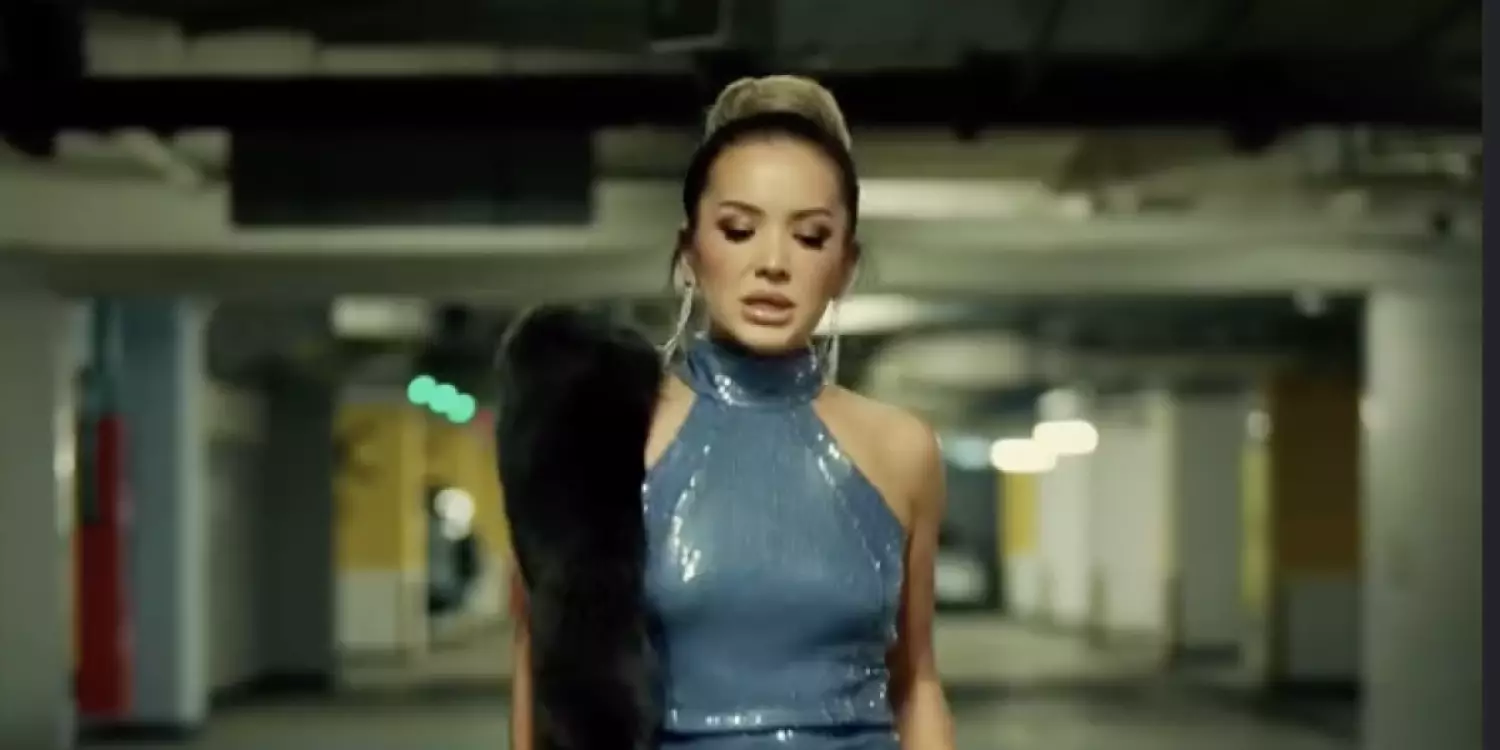 Танымал әнші жаңалығымен халықты таңғалдырды