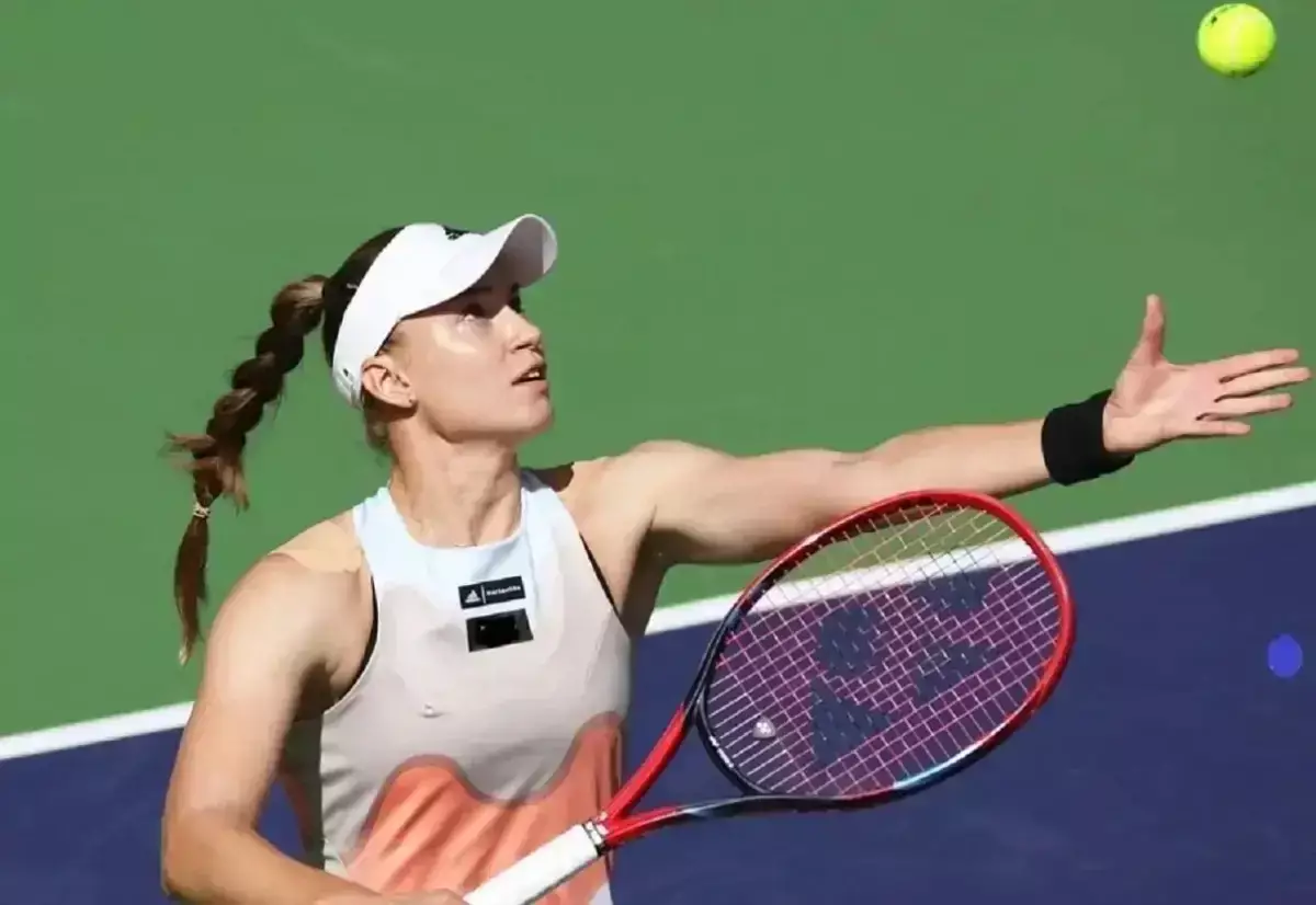 Елена Рыбакина принесла Казахстану победу на историческом турнире