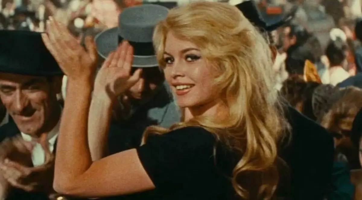 Бар қазаққа танымал актриса өмірден озды