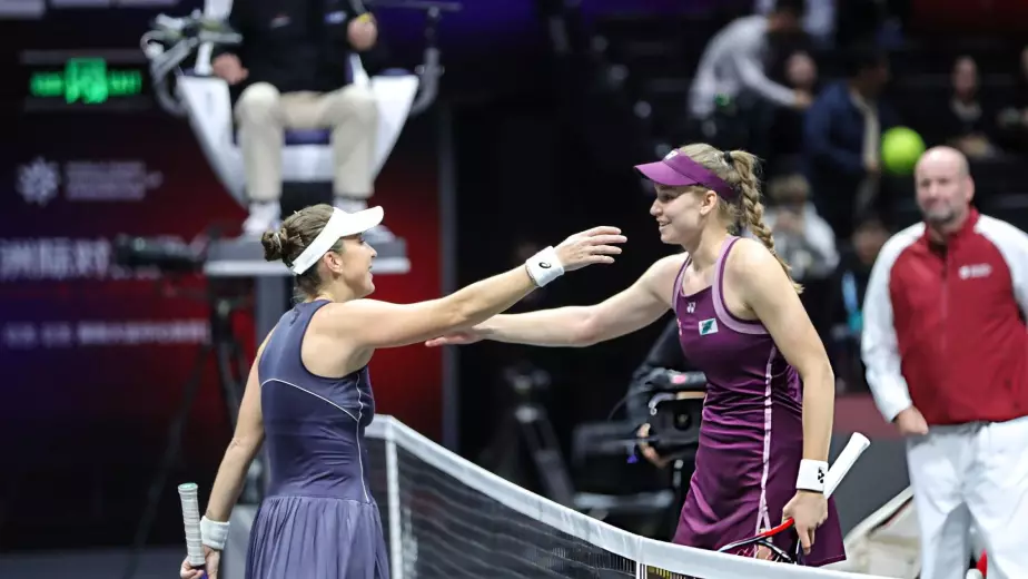 Рыбакина выиграла турнир в Китае (ВИДЕО)