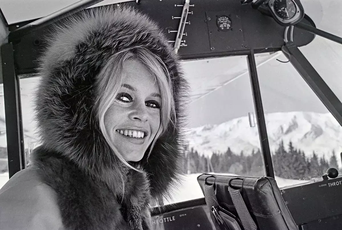 Умерла знаменитая французская актриса Брижит Бардо - новости на Lada.kz 28.12.2025