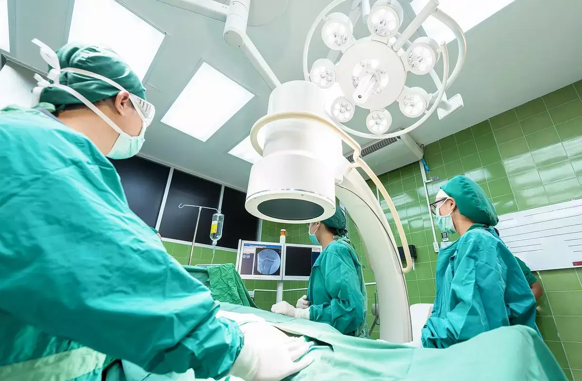 Актау на гололёде: сколько граждан обратились за медицинской помощью - новости на Lada.kz 28.12.2025