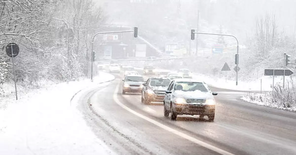   Ауа райы бұзылып, Ақтөбе және Қызылорда облысында жол жабылды   