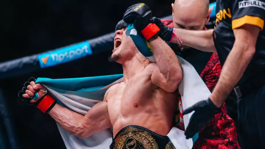 Интервью Жалгаса Жумагулова после досрочной победы над бывшим топ-15 UFC 