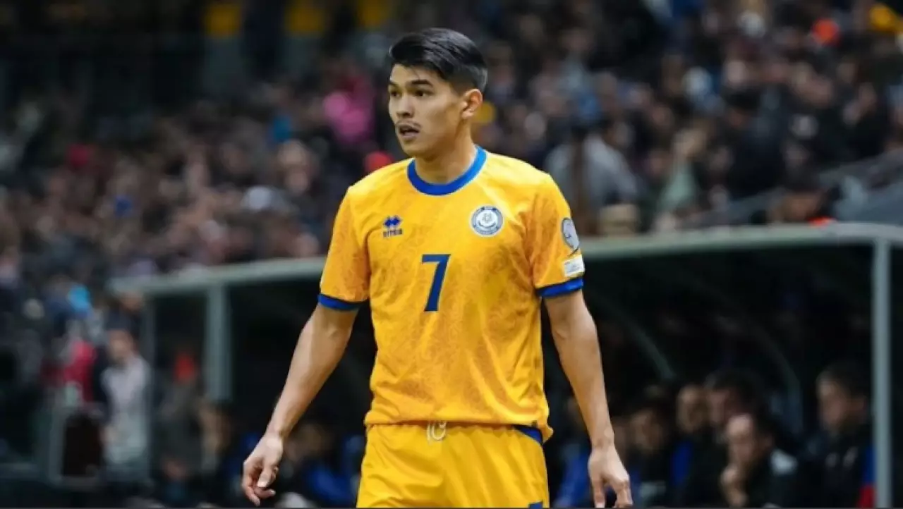 Казахстанский футболист продолжит карьеру в РПЛ