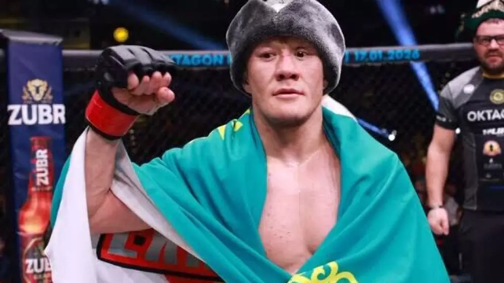 Жалғас Жұмағұлов Oktagon турнирінде мерзімінен бұрын жеңіске жетті