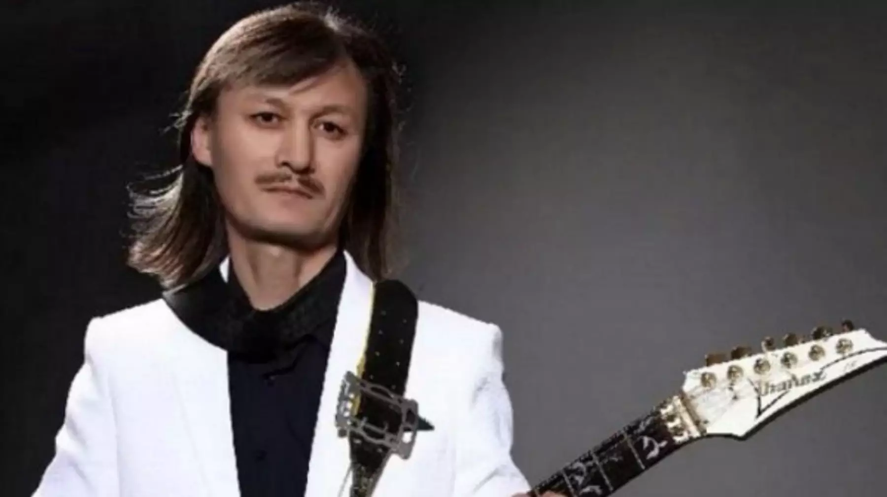 “Мықты әнші емеспін”: Ұлықпан Жолдасов күтпеген мәлімдеме жасады (ВИДЕО)