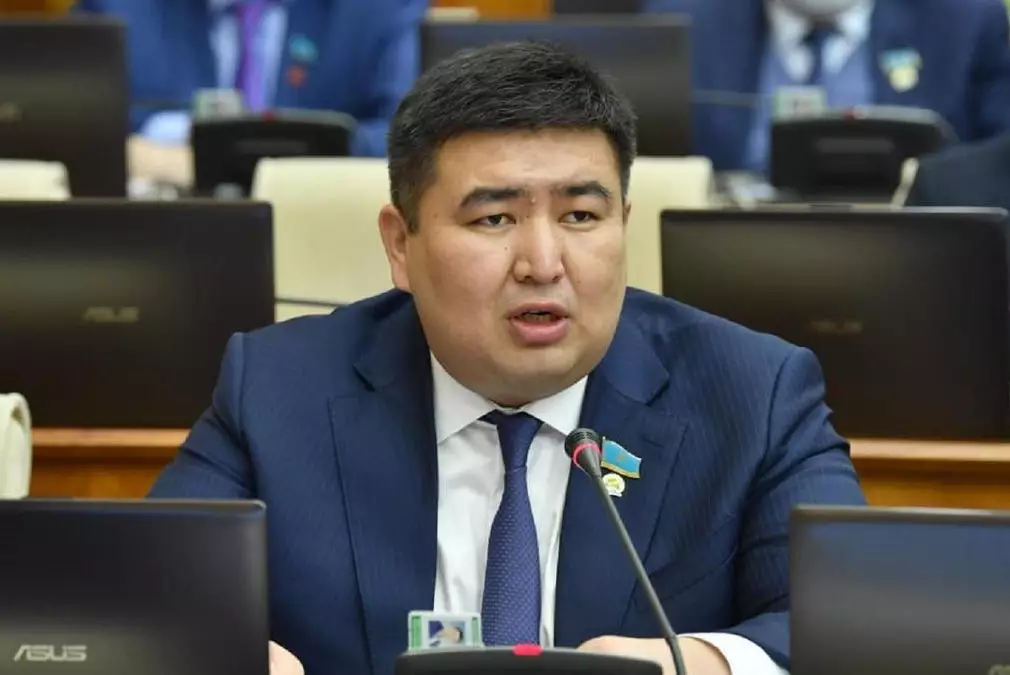 90% законов в этом году инициированы партией “AMANAT” — мажилисмен