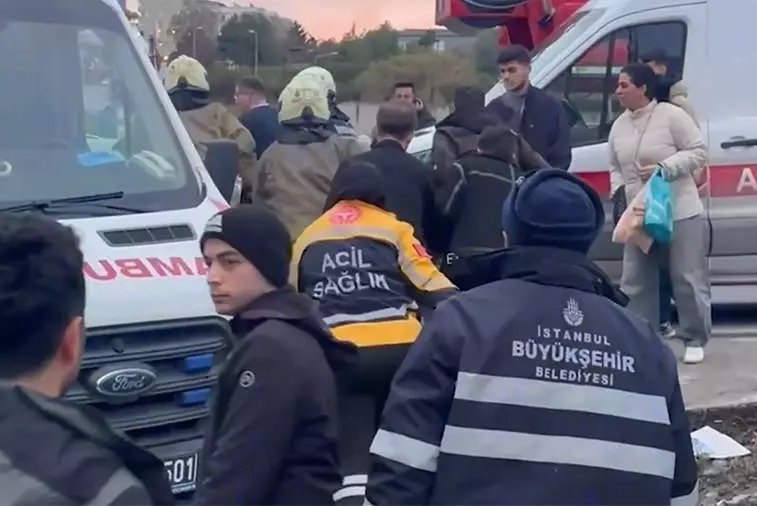 Пять человек погибли в ДТП с автобусом в Стамбуле