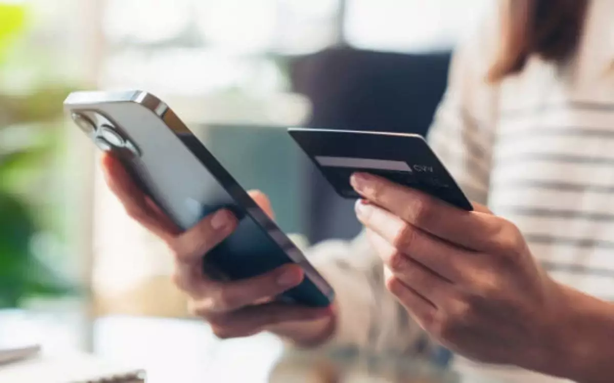 «Айыппұл салмаймыз, бірақ…» - қазақстандықтарға мобильді аударымдар бойынша ескерту жасалды