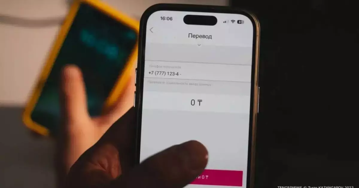  “Штрафовать не будем, но...“ — казахстанцев предупредили по мобильным переводам 