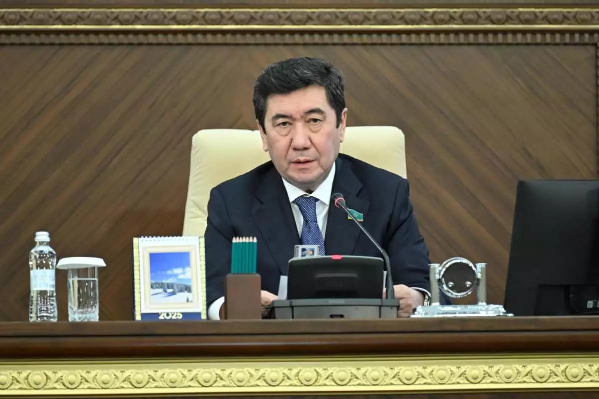 Ерлан Кошанов подвел итоги работы Мажилиса за 2025 год