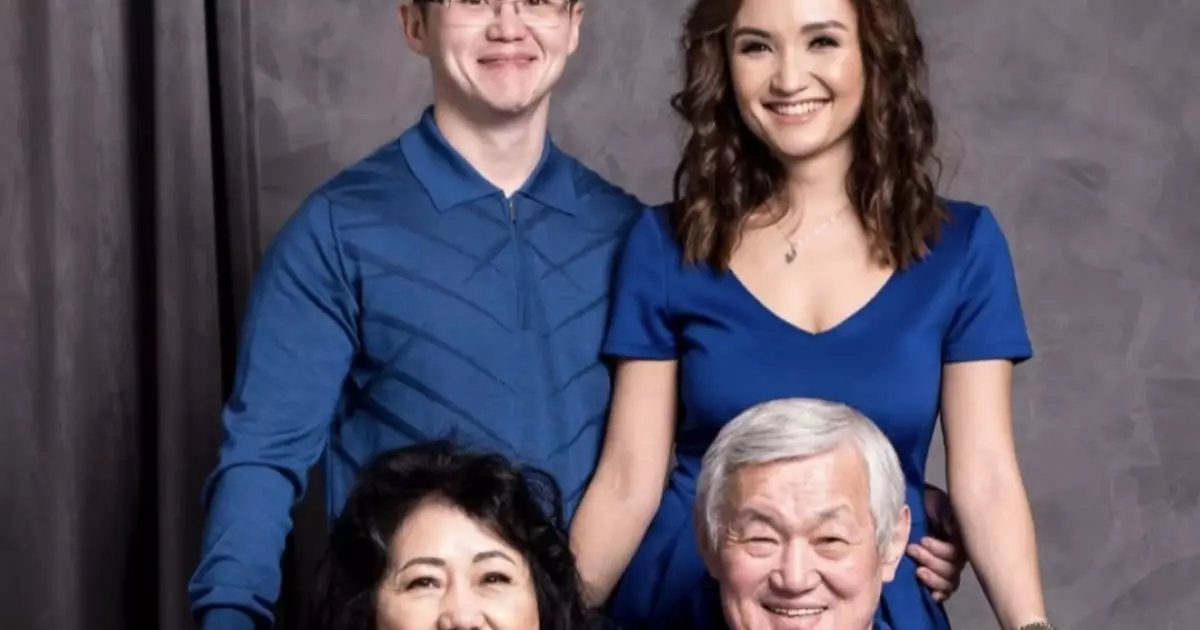  “Мен қорықтым”: Бердібек Сапарбаевтың келіні атасы туралы пікір білдірді 