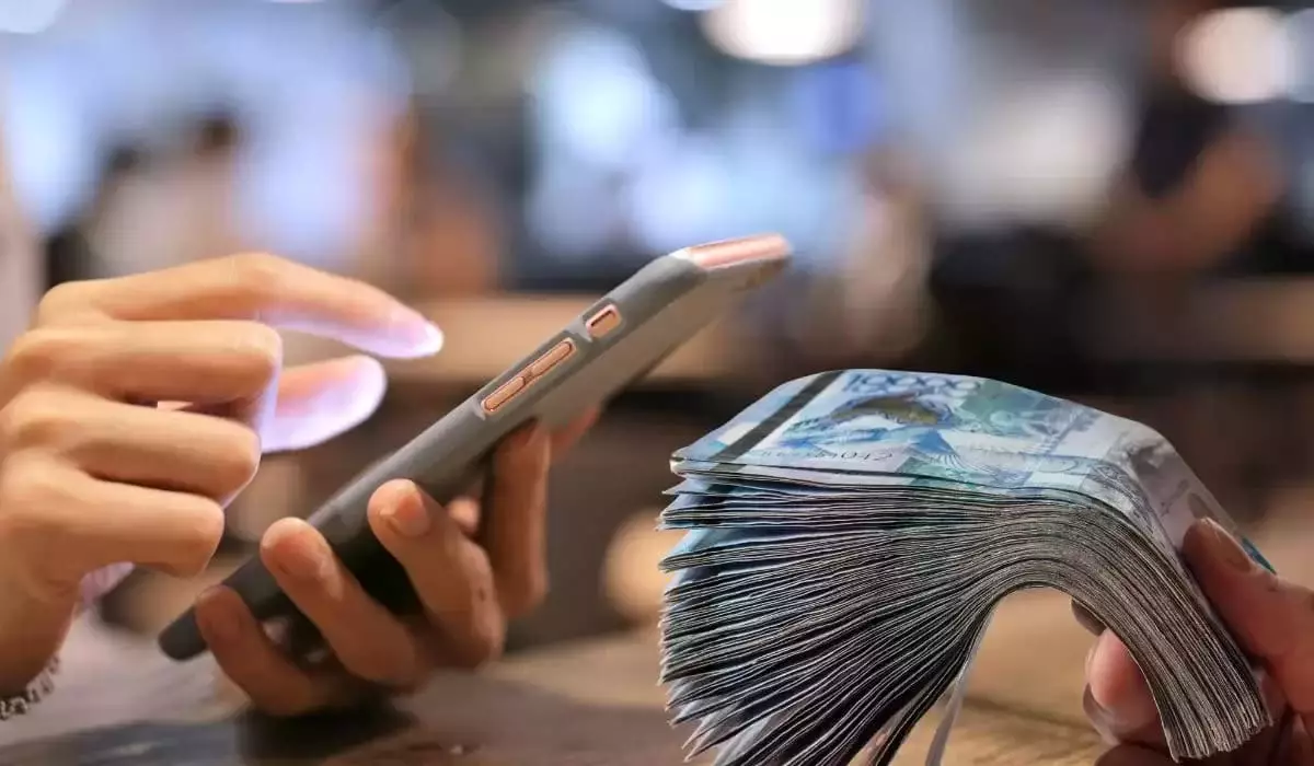 Почему Минцифры РК отказывается сдерживать тарифы операторов