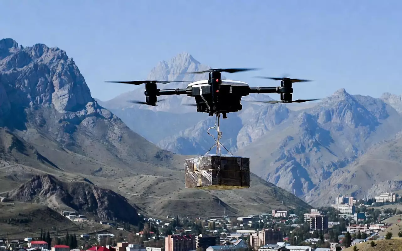 Дроны вместо курьеров: Казахстан запускает пилотный проект беспилотной доставки