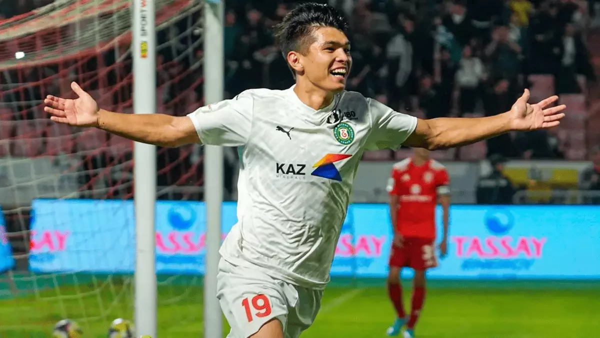 «Еуропа емес, Ресей»: Ғалымжан Кенжебек неге «Ахматты» таңдады?