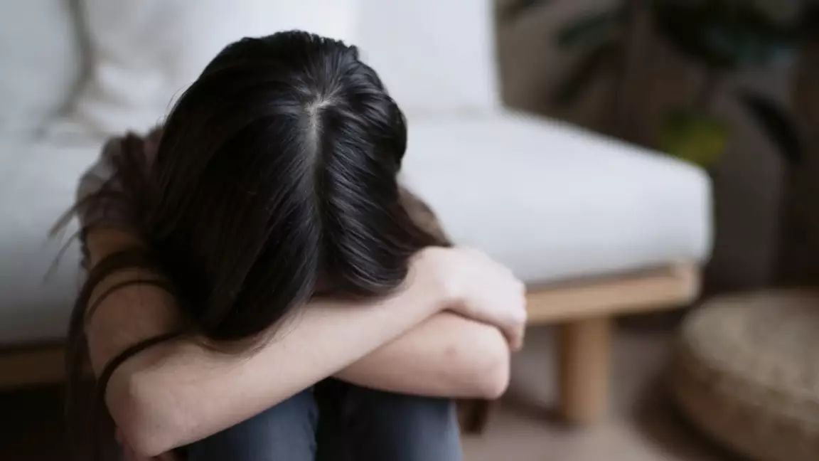 Алматыда шетелдік азамат 17 жастағы қызды зорлады деген күдікке ілінді