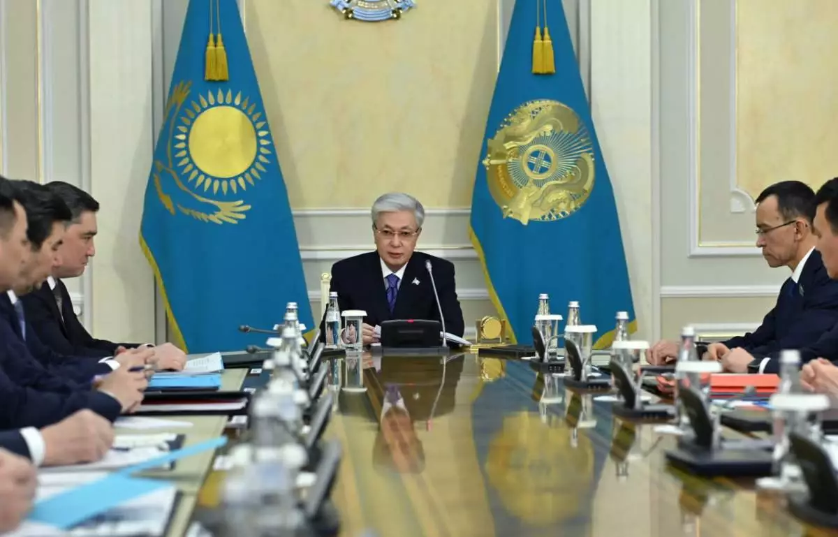 "Суды үнемдеу керек": Тоқаев Қазақстанның энергетикалық қауіпсіздігін қамтамасыз етуді тапсырды