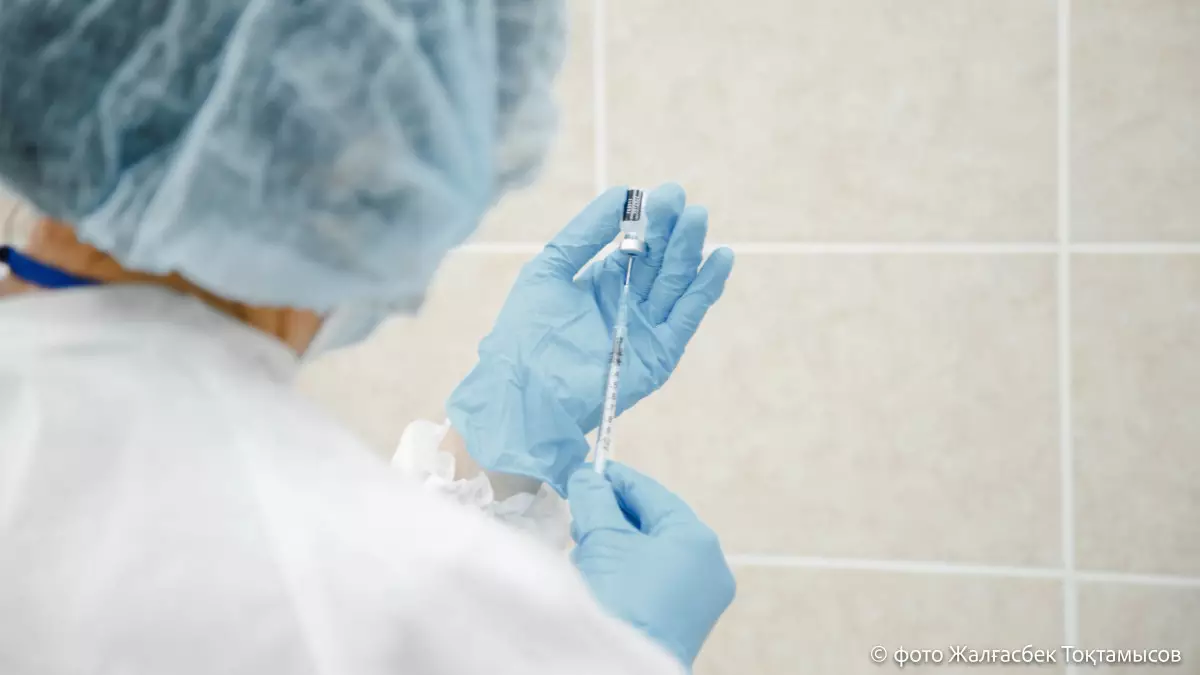 "СҚ-Фармация" Тайландтан қымбат қолғап сатып алу дауына қатысты мәлімдеме жасады