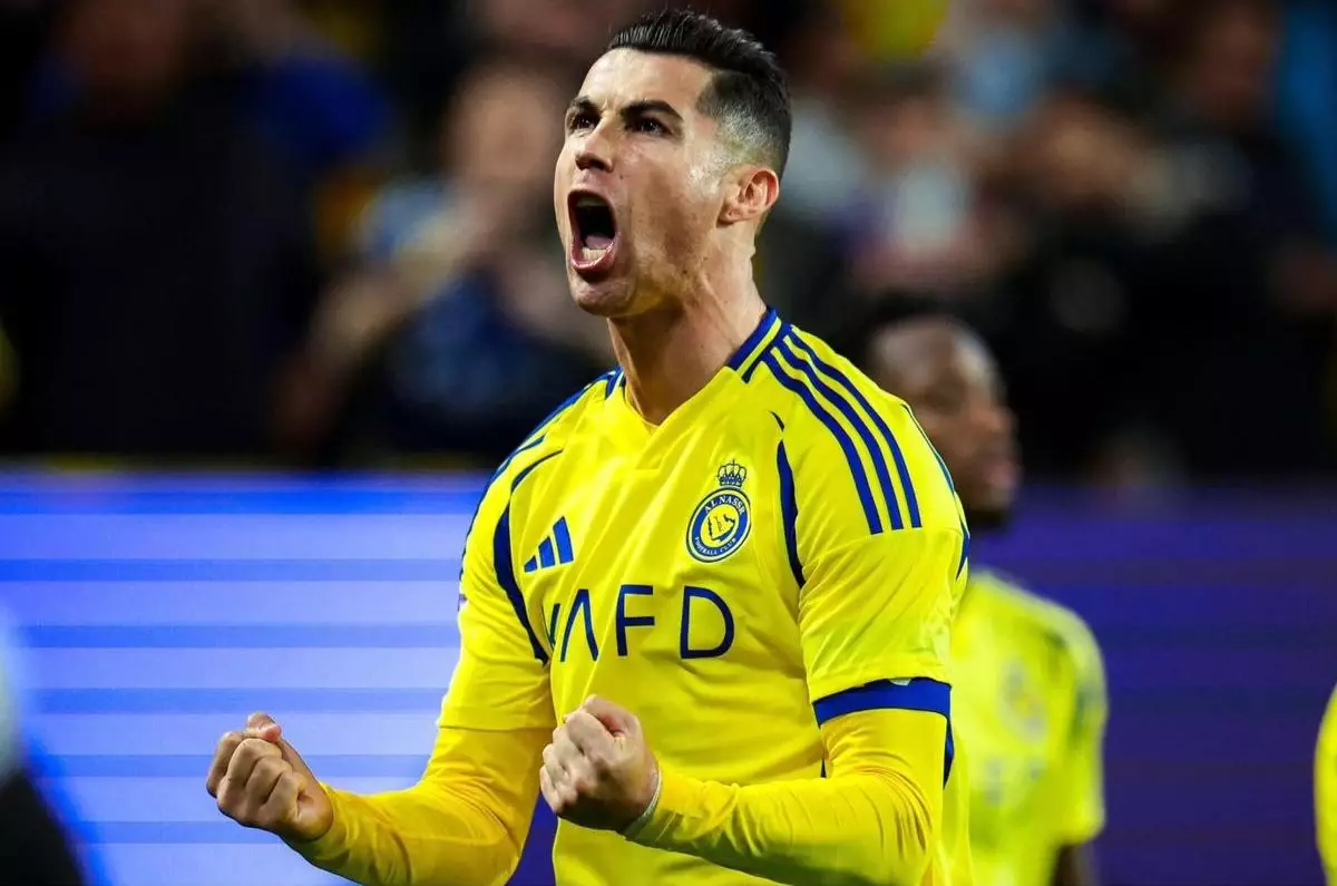 "Басты меже – 1000 гол": Криштиану Роналду "Таяу Шығыстың үздік ойыншысы" атанды