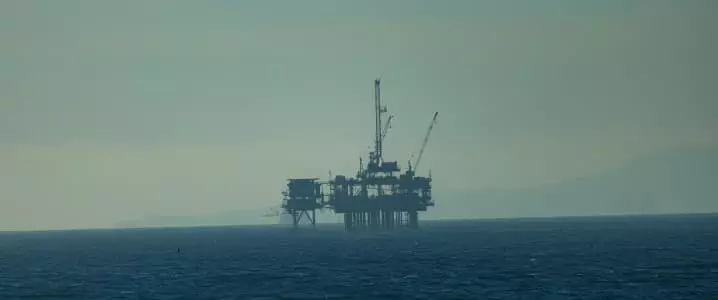 Добыча нефти в Казахстане упала на 6% после атаки дронов на Черном море.