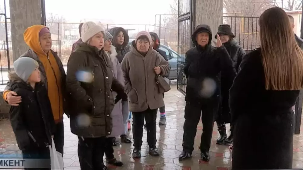 Жители окраины Шымкента требуют вернуть автобус, чтобы не делать “три-четыре пересадки“