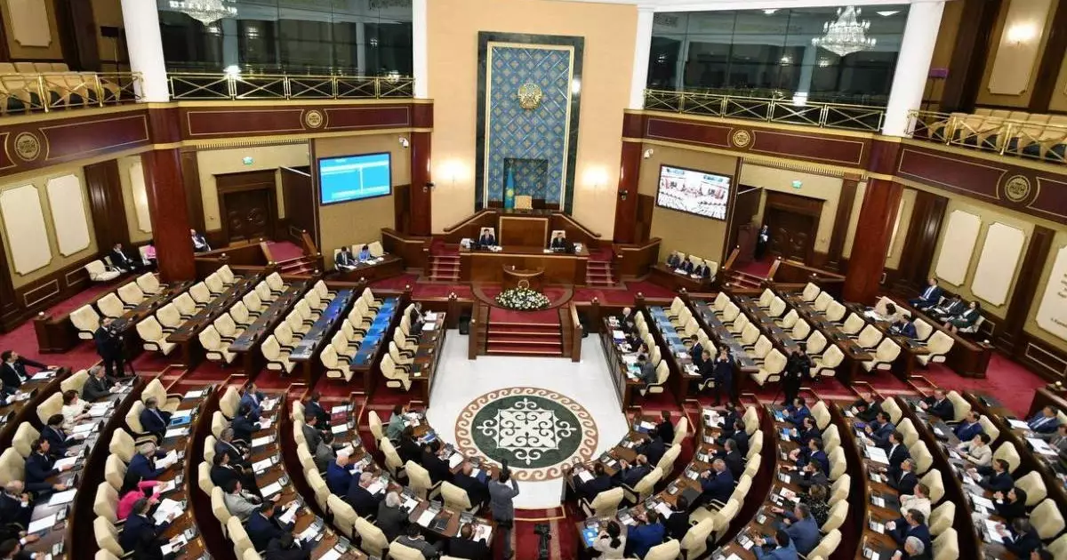  Биыл «AMANAT» қандай реформаларға бастамашы болды? 