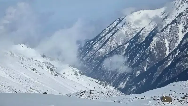Алматы тауларындағы қар көшкіні: 17 жастағы 11-сынып оқушысы қаза тапқандар қатарында