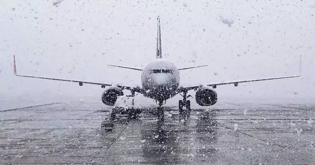  Астана әуежайында 15 ұшақ тоқтатылды 