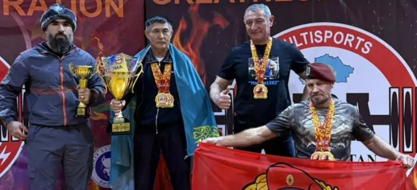 56-летний учитель физкультуры из области Абай выиграл Кубок Европы по силовым видам спорта